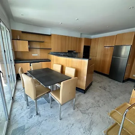 Antidoto House Montesion 톨레도